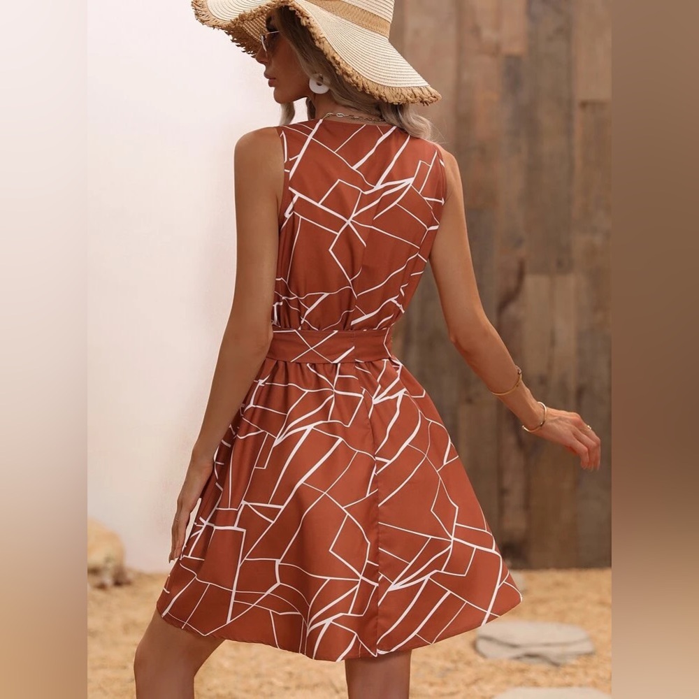 SHEIN Clasi Geo Print Notched Neck Belted Women’s Dress✨
